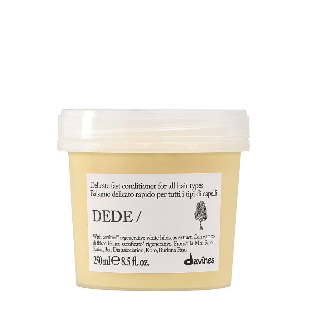 DAVINES SPA Кондиционер-экспресс деликатный для всех типов волос / DEDE fast conditioner 250 мл
DAVINES SPA Кондиционер-экспресс деликатный для всех типов волос / DEDE fast conditioner 250 мл