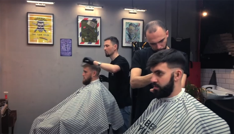 DEWAL PROFESSIONAL Пеньюар для стрижки Barber Style, полиэстер, на крючках, полоска 146х150 см, фото 4