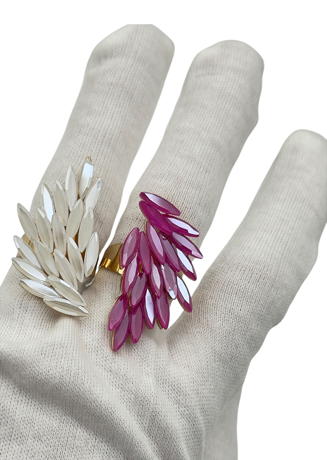 IWOU PROFESSIONAL Кольцо Крыло ангела белые кристалы, фото 3