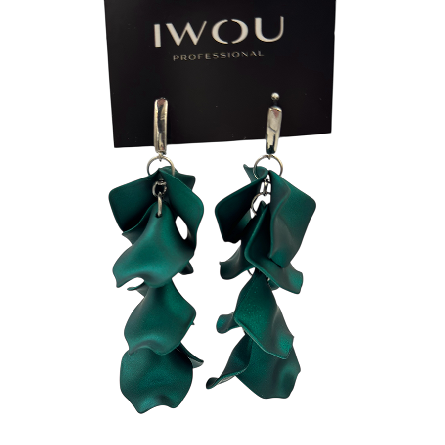 IWOU PROFESSIONAL Серьги Танцующие лепестки изумруд, фото 4