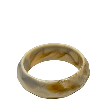 Браслет-обод пластиковый круглый с огранкой кофе с молоком