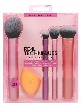 REAL TECHNIQUES Набор кистей и спонж для макияжа / Real Techniques Everyday Essentials