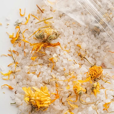 SPECIA Соль морская с цветами каледулы и ромашки / Specia 800 гр