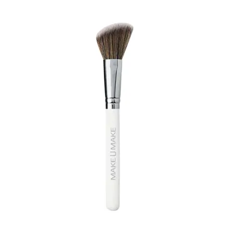MAKE U MAKE Кисть скошенная для румян, скульптора, бронзера и коррекции лица / MAKEUMAKE - 1