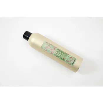 DAVINES SPA Лак сильной фиксации для длительной стойкой укладки / More Inside Strong Hold Hair-spray 400 мл, фото 2